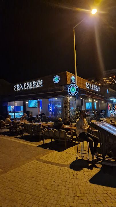Sea Breeze Restaurant