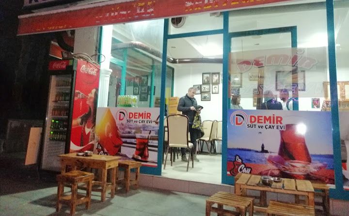 Demir Süt Ve Çay Evi
