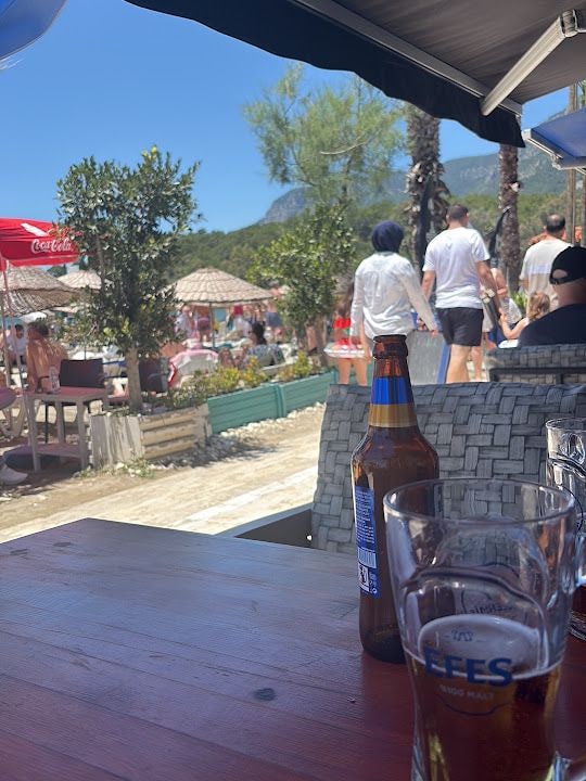 LAT 36° PUB