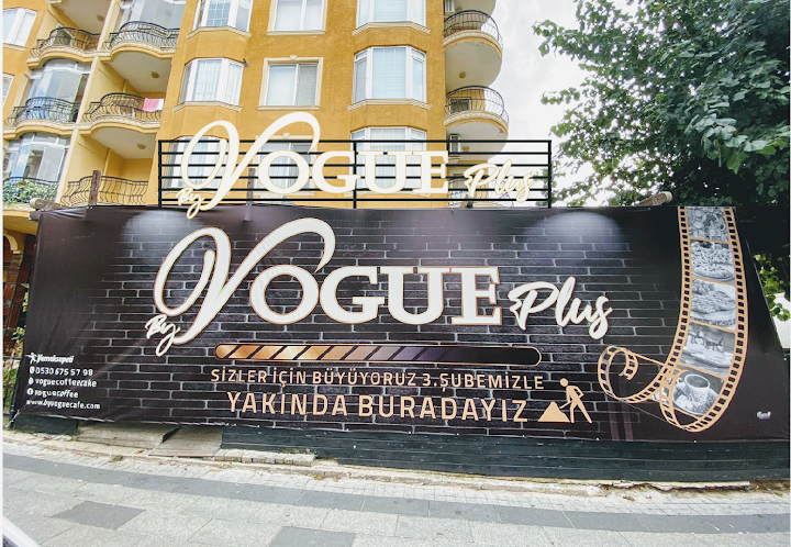 By Vogue Plus
