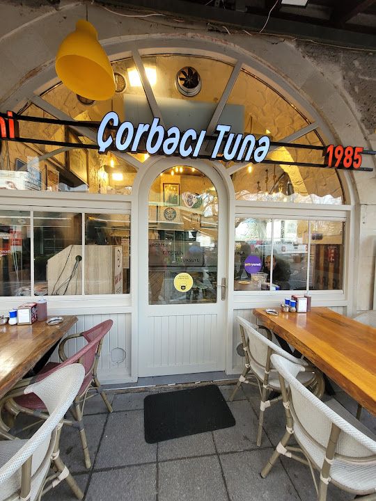 Tarihi Tuna Çorba Köfte Ciğer Salonu