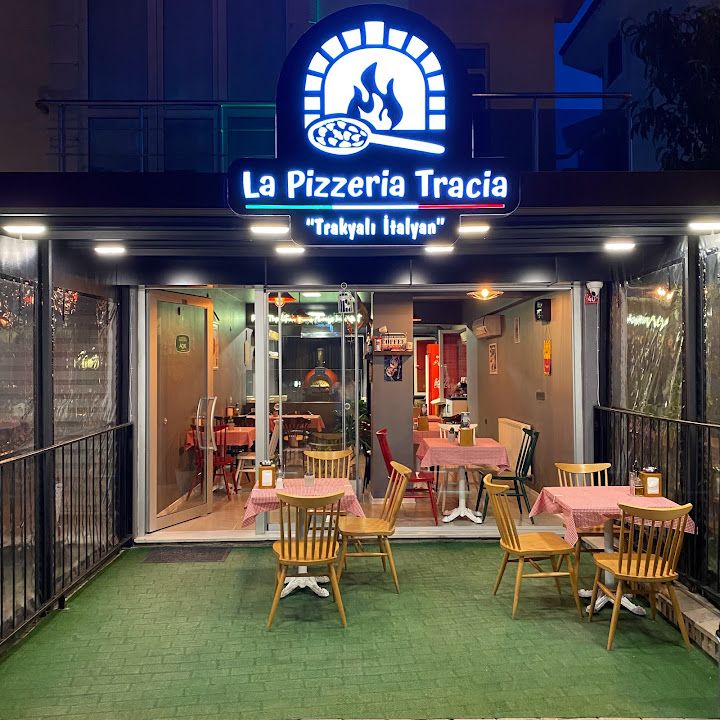 Trakya Pizzaevi ( La Pizzeria Tracia )