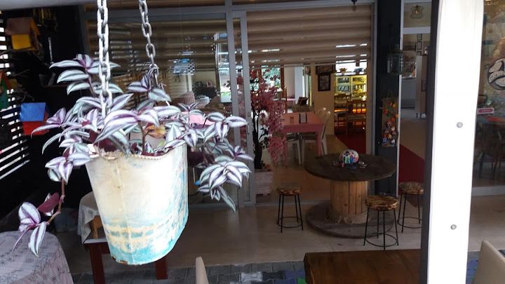 Kulübe 462 Cafe & Restaurant Zeynep Çakıcıbal
