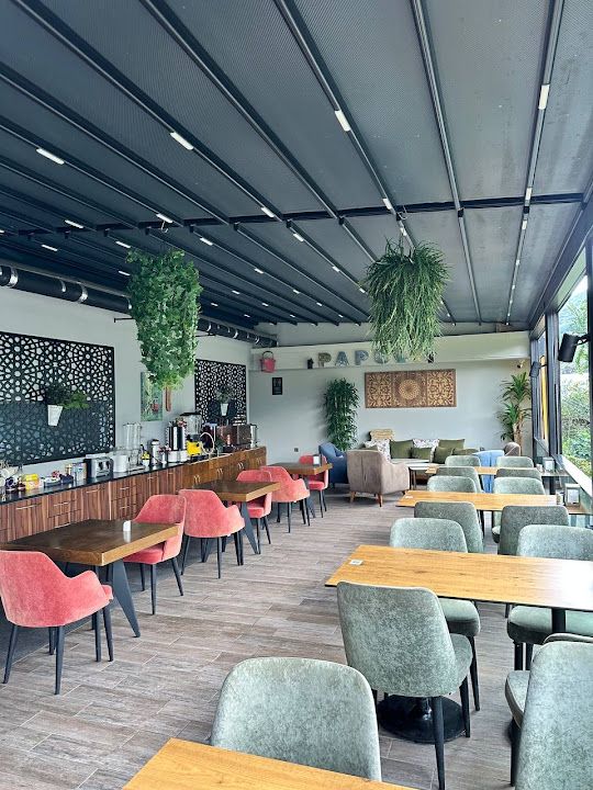 Papuli Maçka Restaurant