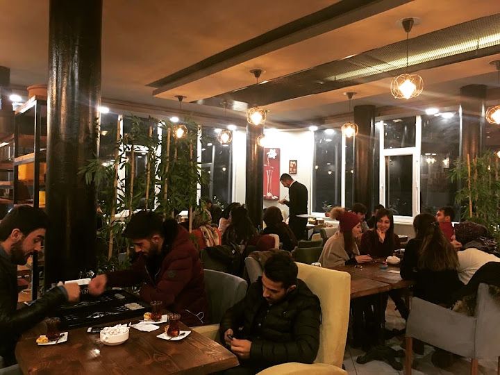 Vedat Usta Cafe & Restaurant