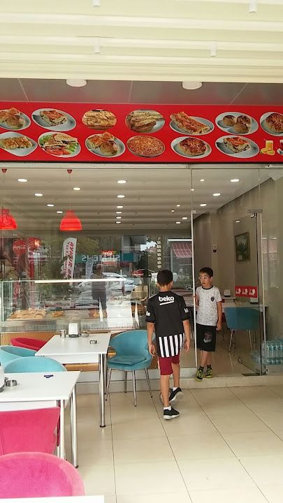 Aynur Börek Pide Salonu
