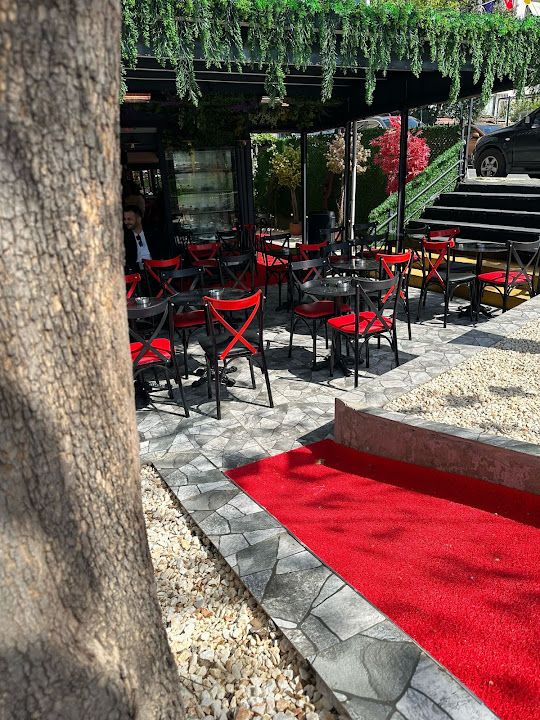 Cafe Ne Olmuş