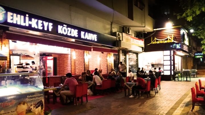 Ehli-keyf Közde Kahve