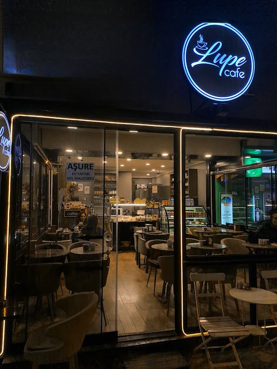 Lupe Cafe
