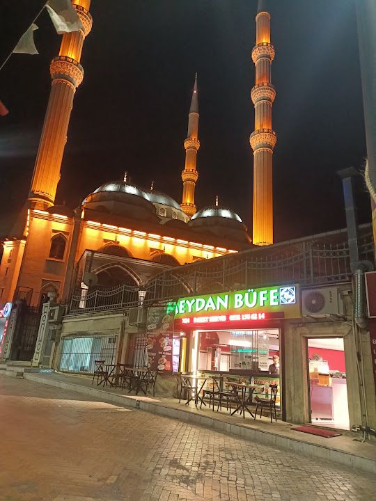 Maltepe Meydan Büfe