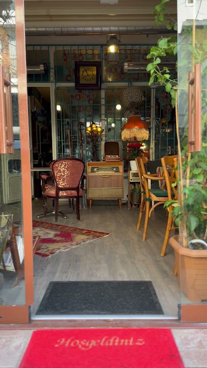 Romantik Cafe Antikacı