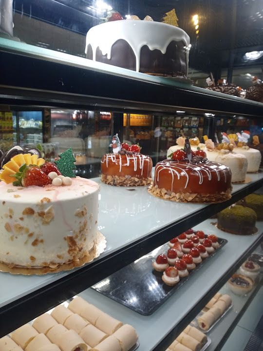 Tadında Ekmek & Market