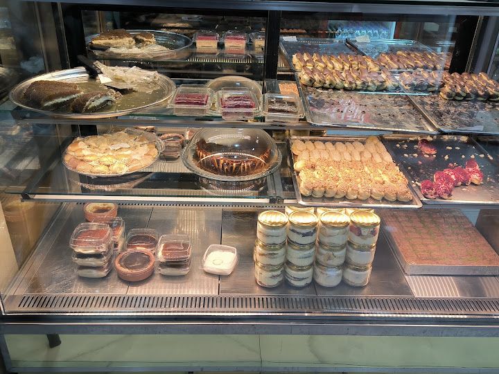 Tarihi Beyoğlu Profiterol