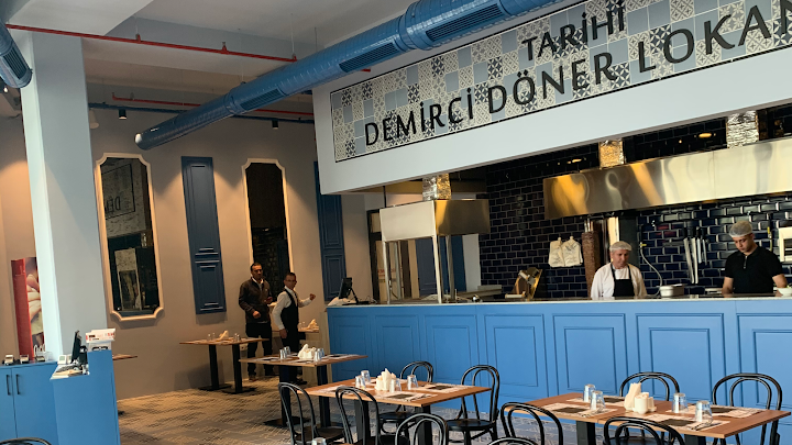Tarihi Demirci Döner Lokantasi
