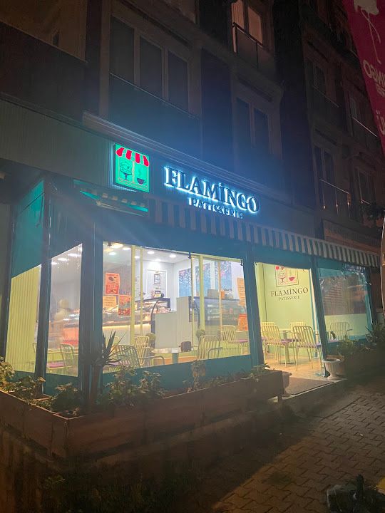 The Flamingo Patisserie Fındıklı Cafe Pastane