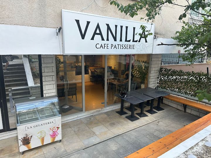 Vanilla Cafe & Patisserie