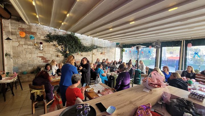 Alzena Restaurant Bar