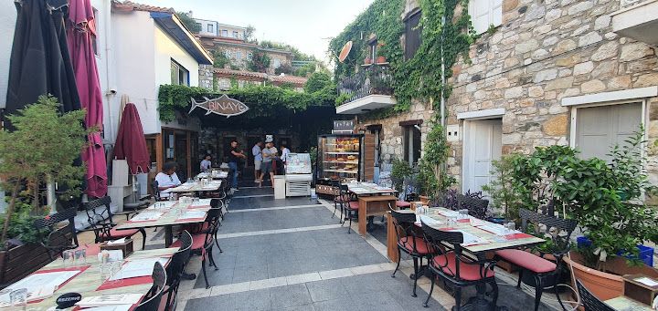 Binay Cafe