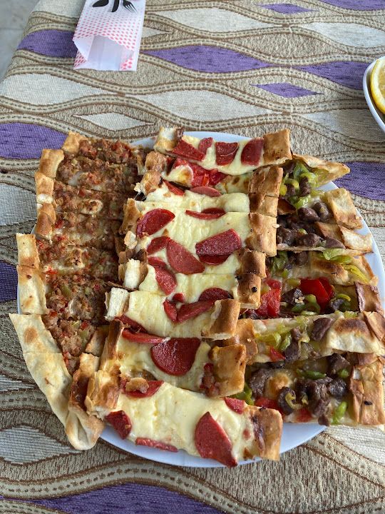 Can Pizza Pide