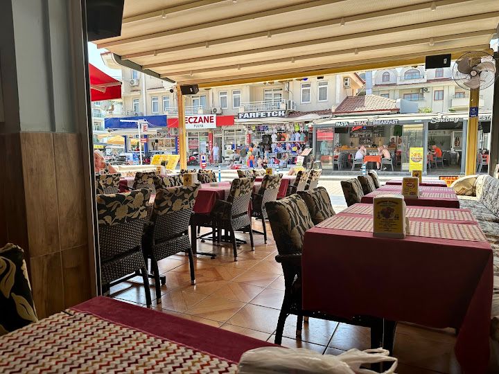 Smiley's Restaurant
