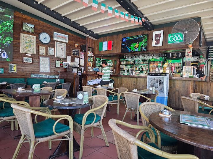 Tierna's İrish Bar
