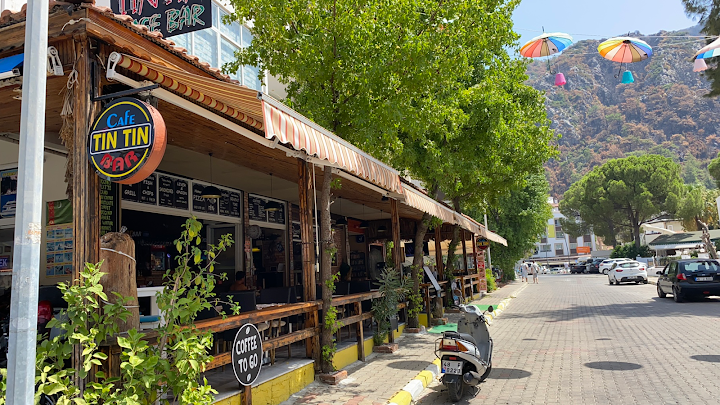 Tin Tin Cafe Bar