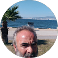 Mecnun Eşit