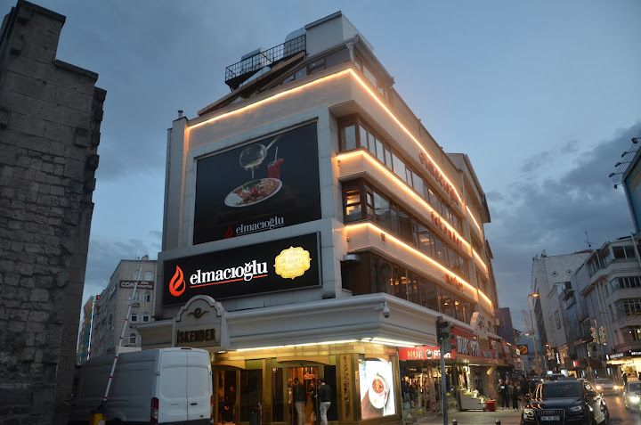Elmacıoğlu İskender Kebap