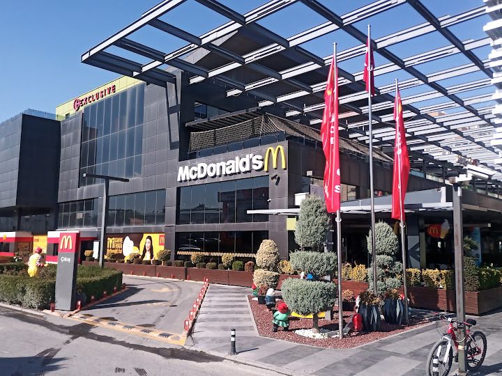 Mc Donalds Mix Şubesi