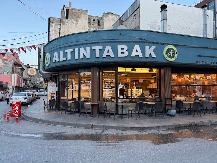 TARİHÎ ALTİNTABAK ÇORBACI