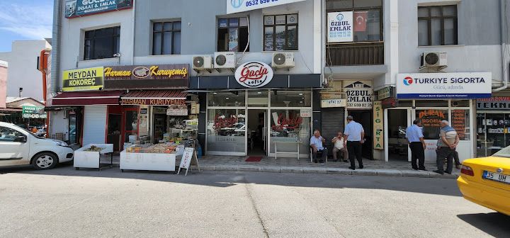 Güçlü köfte salonu
