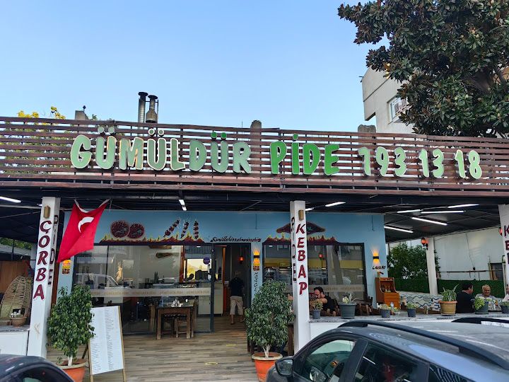 Gümüldür pide kebap salonu