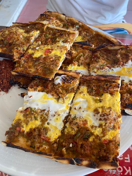 Haydar Ustanın Yeri Sulu Yemek Pide Kebab