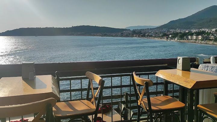 Sevgi parkı cafe
