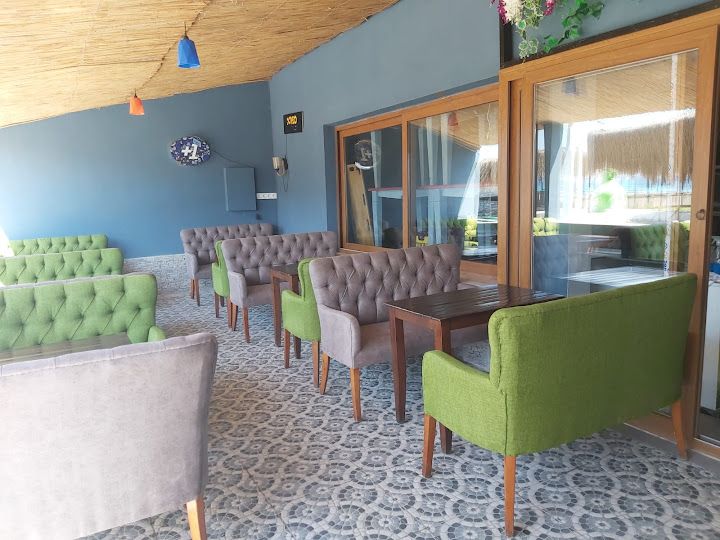 Yavuz'un yeri - plaj cafe & bistro