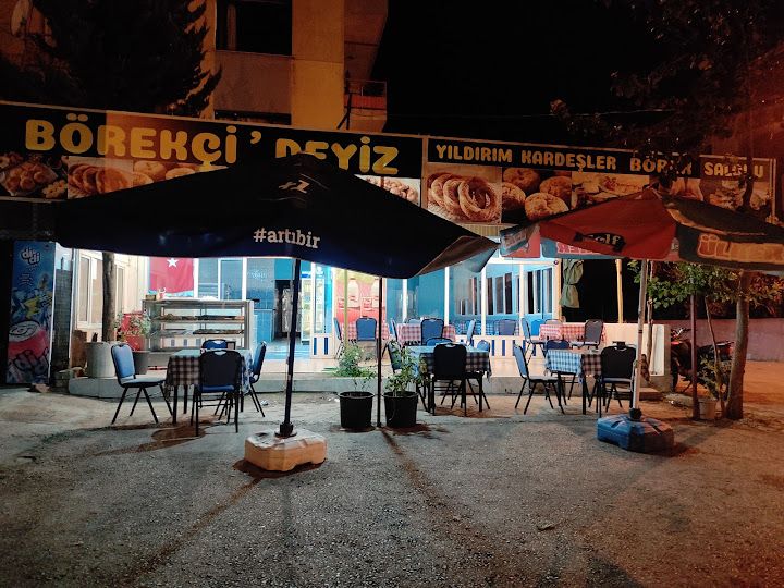 Yıldırım Kardesler Unlu Mamulleri Odun Ateşinde Cay