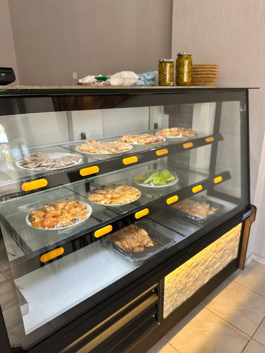 Derin Pide Kebap Izgara Tahsin Usta / Seyrek