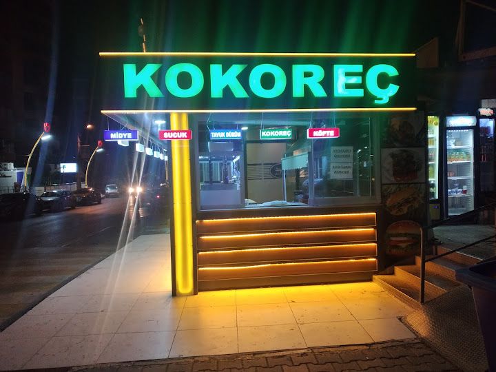 Kokoreç Ahmet Usta