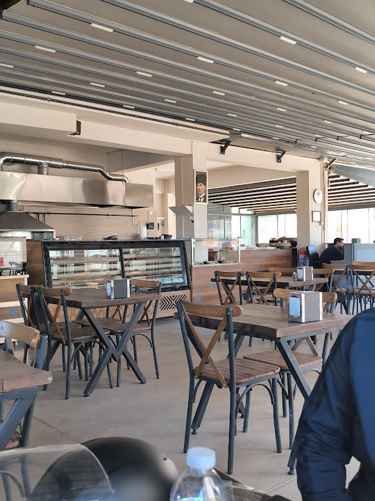Manevi restaurant döner & etliekmek & çorba