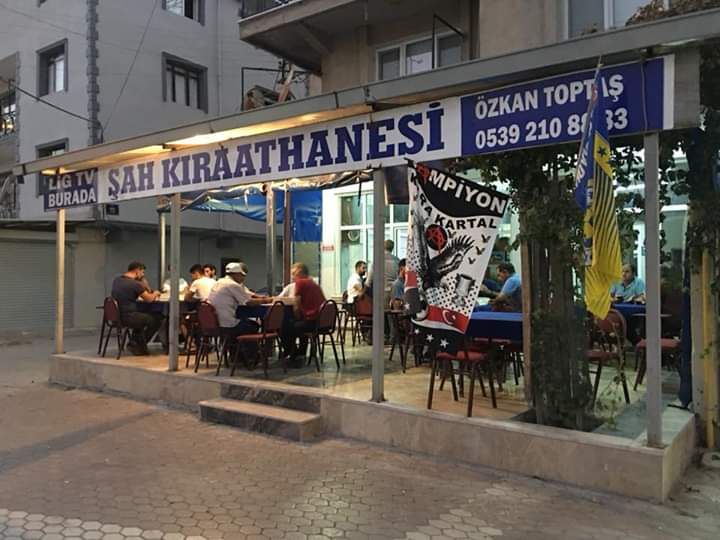 Şah Kıraathanesi