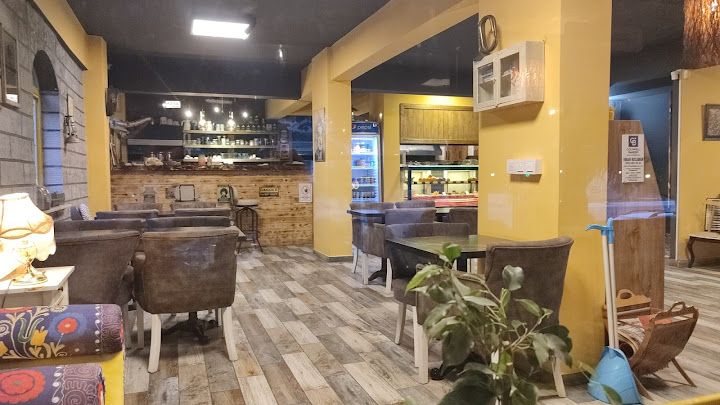 Vitrin Cafe