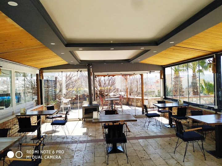 Yaman's Cafe & Steak House