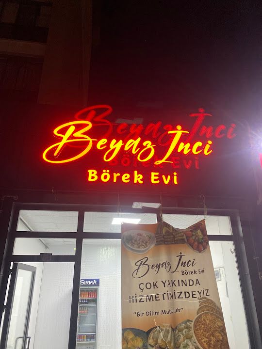 Beyaz inci börek evi