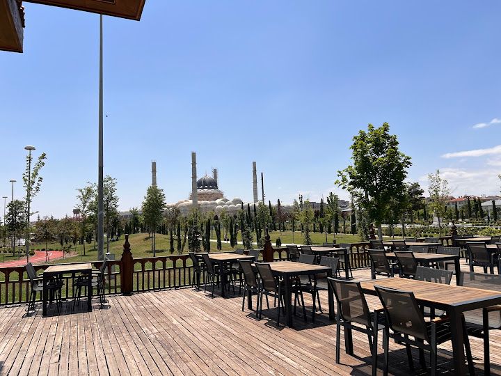 Kirki̇ki̇ndi̇ Restoran Millet Bahçesi
