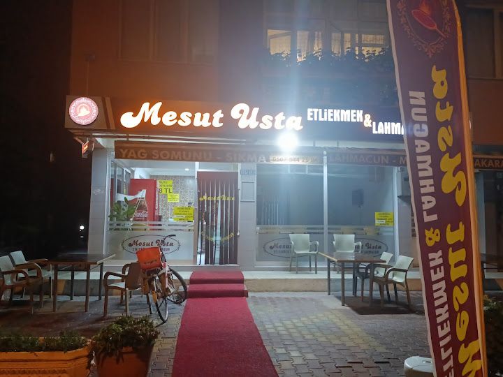 Mesut Usta Etliekmek & Lahmacun