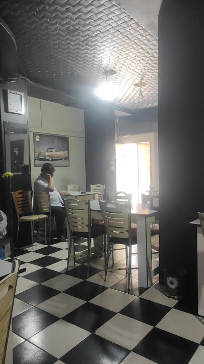 Sarmaşik Bar Kuşcular