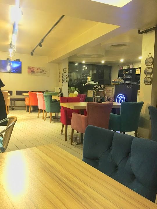 Ada Cafe Bistro