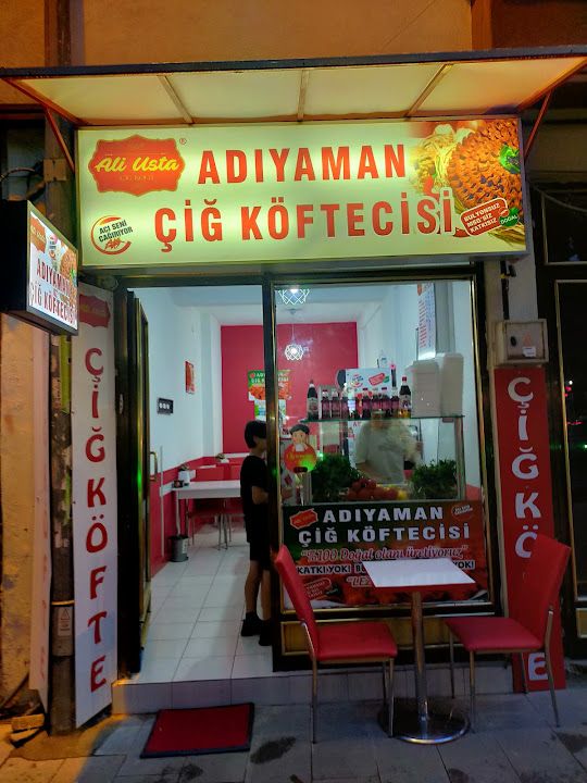 Adıyaman çiğ Köftecisi Ali usta