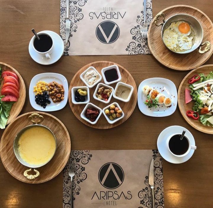 Aripsass Cafe Bistro