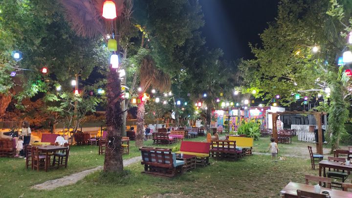 Arpacı Tesisleri Düğün Salonları Ve Cafe